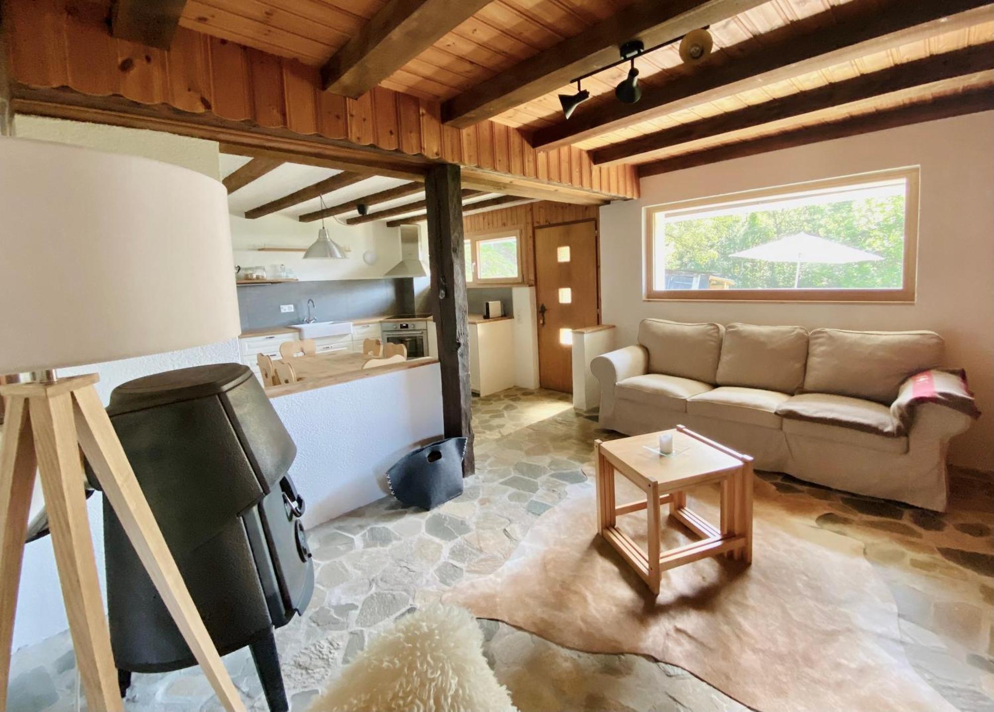 Eco Lodge With Jacuzzi And View In The Swiss Alps Grône Eksteriør billede