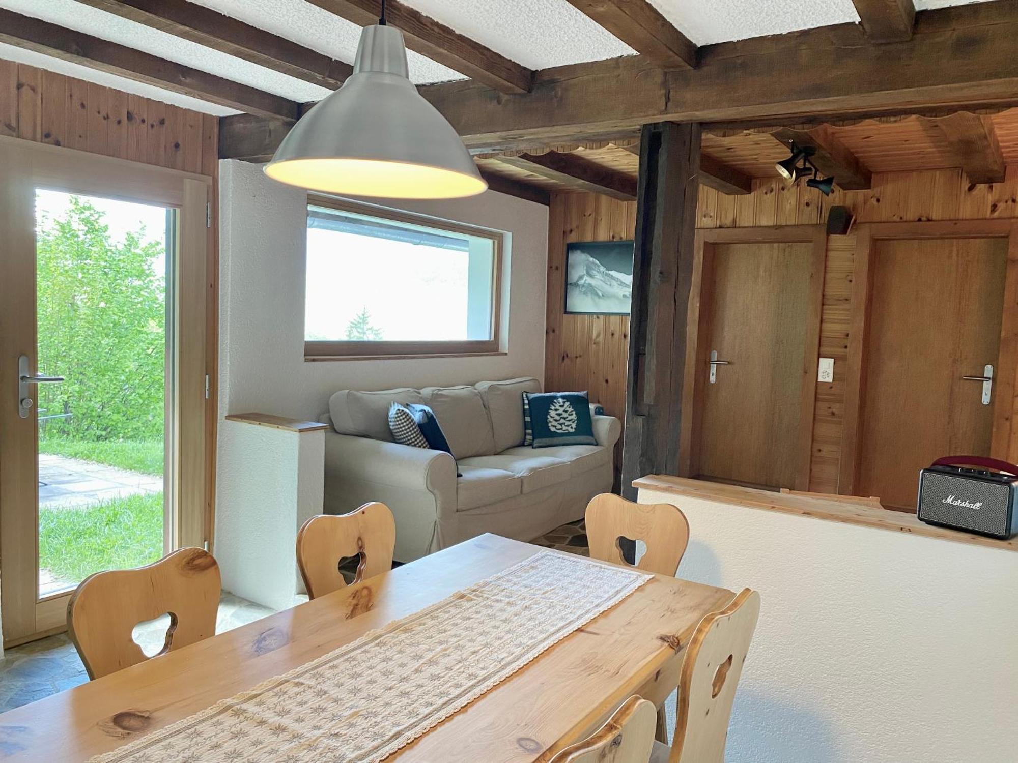 Eco Lodge With Jacuzzi And View In The Swiss Alps Grône Eksteriør billede